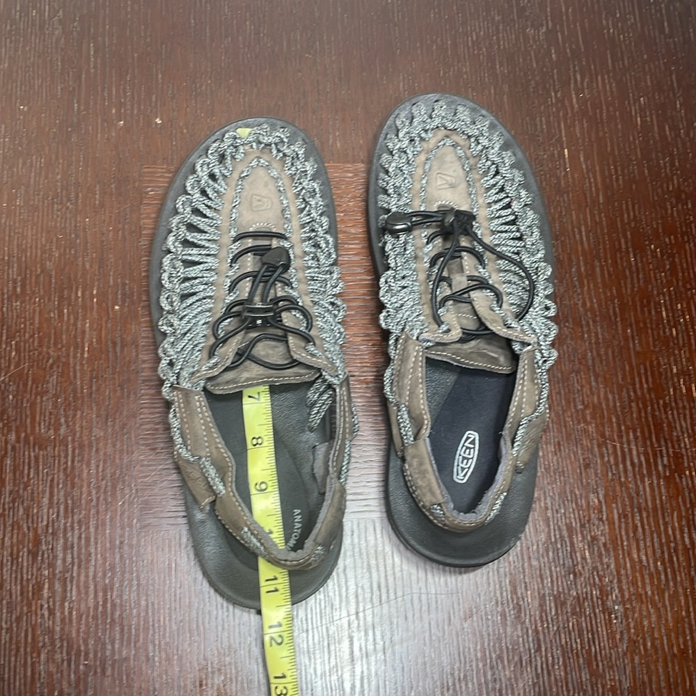 Keen Uneek Braided Mens Hiking Outdoor Slip on Sandals Size 9.5 - Picture 8 of 9